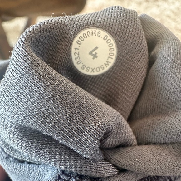 Lululemon Align High Rise Leggings - Picture 6 of 6